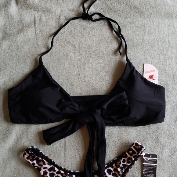 👌New with tags two-piece swimsuit. - Picture 2 of 5